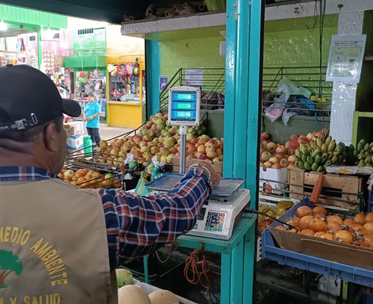 Piura: Fiscalización realiza operativo de control de pesas en mercado Las Capullanas
