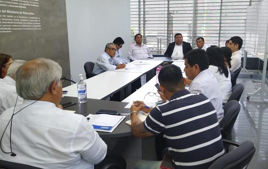 Piura: coordinan con Minedu solución al pago de CTS y deuda social a maestros