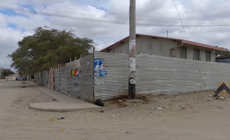 Piura: infraestructura de la I.E N° 010 Los Algarrobos en mal estado