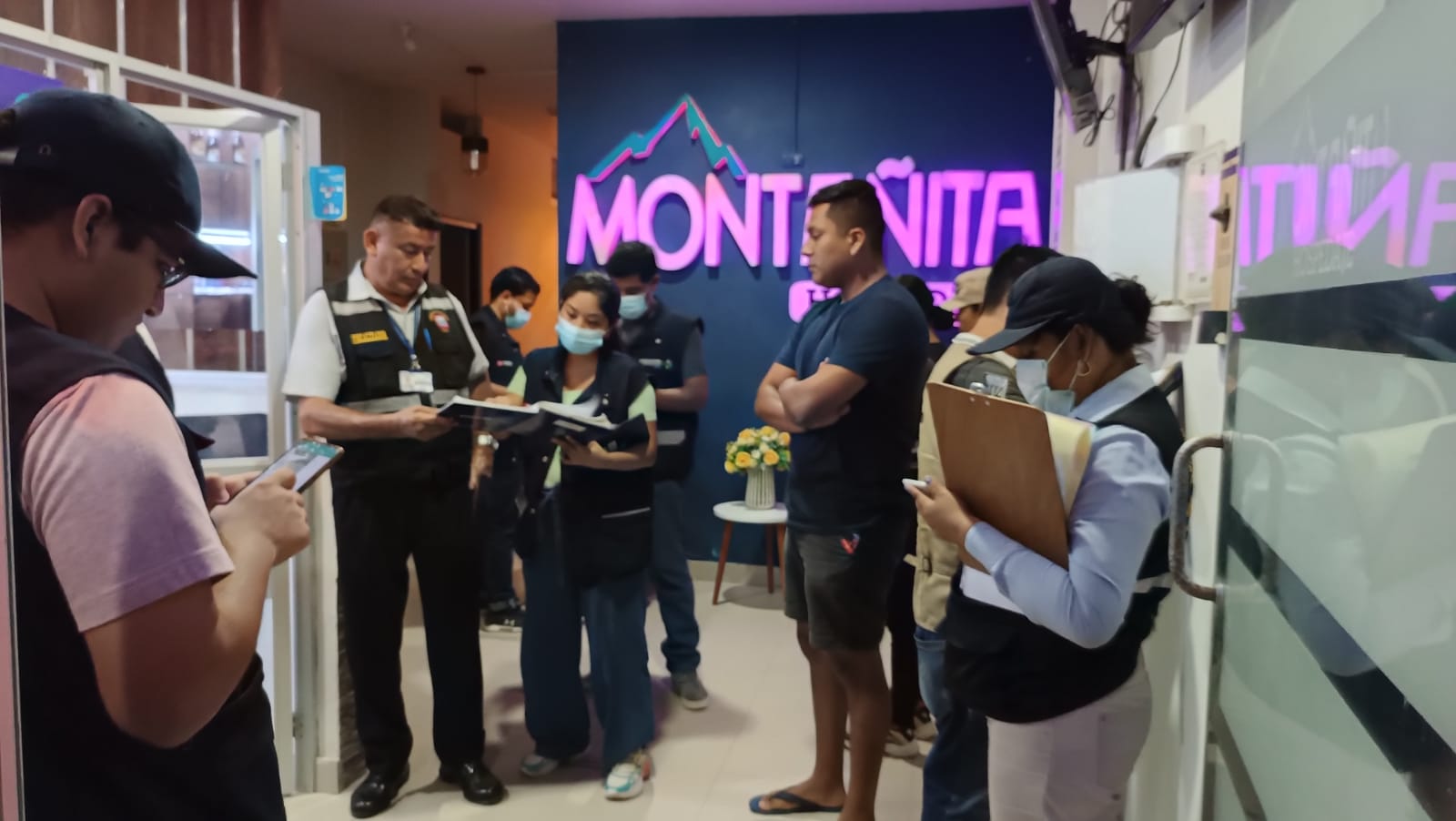 Piura: clausuran dos hostales de la urbanización El Trébol