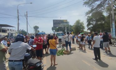 Piura: moradores de la Primavera bloquearon vía por desabastecimiento de agua potable