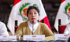 Betssy Chávez con impedimento de salida por 15 días
