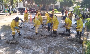 Municipalidad de Piura desagua aniegos formados por las lluvias