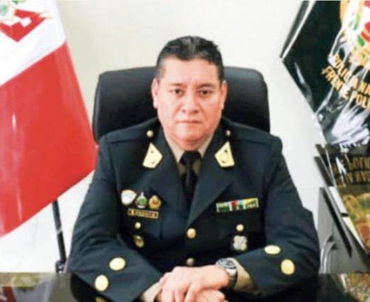 Jorge Angulo es designado comandante general de la PNP