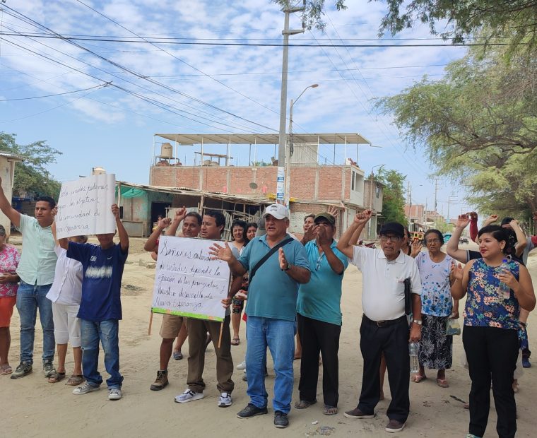 Piura: moradores del A.H Nueva Esperanza piden el reinicio de la obra de pistas y veredas