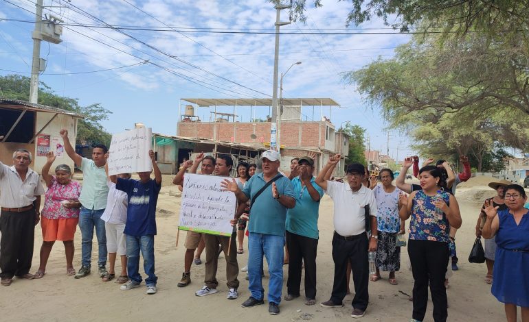 Piura: moradores del A.H Nueva Esperanza piden el reinicio de la obra de pistas y veredas