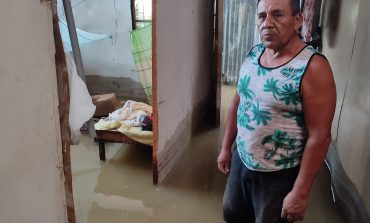 Piura: damnificados por el desborde del río piden apoyo de las autoridades
