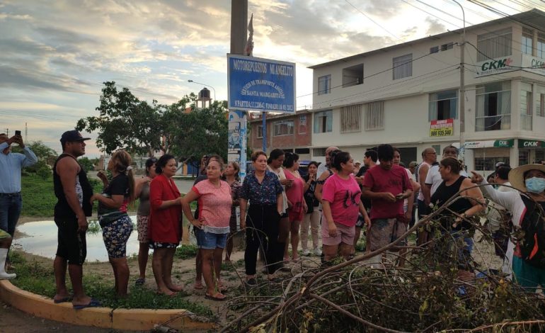 Moradores de Santa Margarita se enfrentan a los vecinos de Derrama Magisterial por construcción de dren