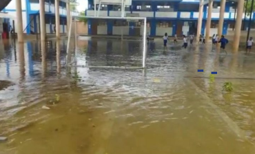 Piura: padres de familia piden la evacuación de aguas pluviales de la I.E José Carlos Mariátegui