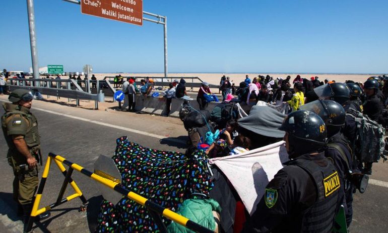 Perú y Chile acordaron «medidas para un mejor control del flujo de migrantes» en frontera