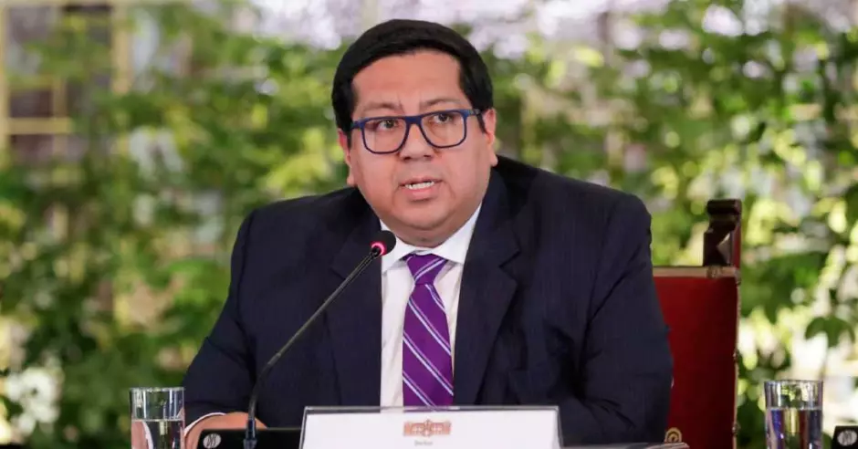 Ministro de Economía, Alex Contreras: “Lo peor que pueden hacer los alcaldes de Piura es irse a un paro”