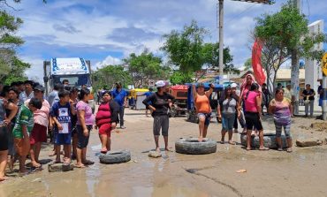 La Unión: pobladores bloquean vía y reclaman ayuda de las autoridades