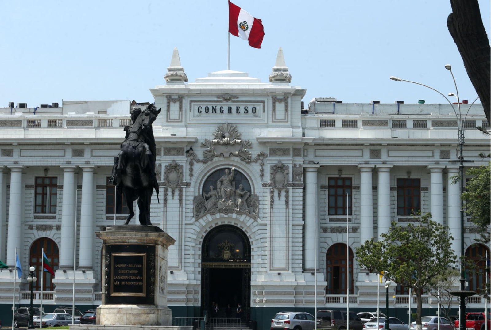 Fondo monetario internacional pide detener retiros de AFP