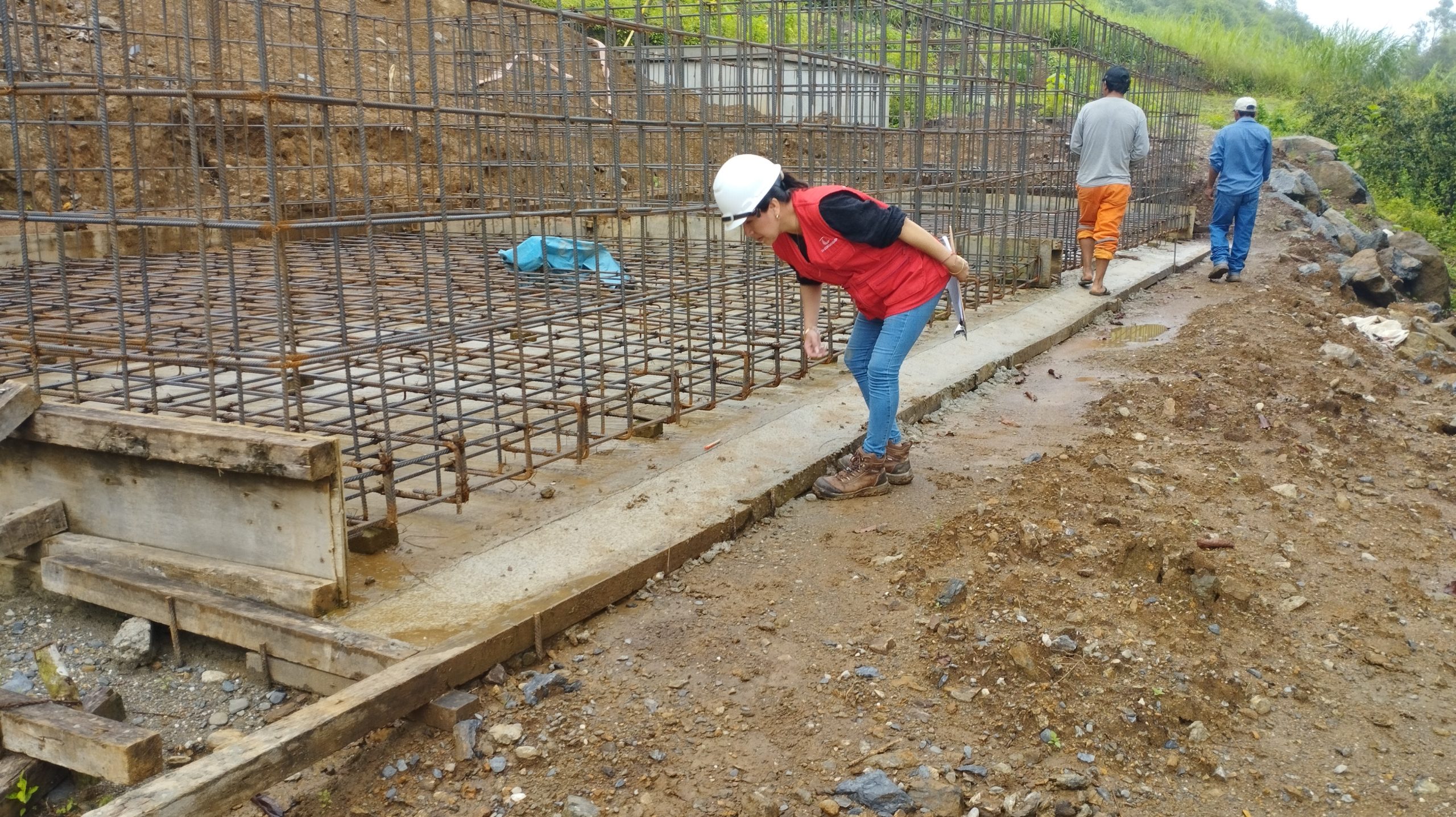 Advierten pago por trabajos no ejecutados en obra de saneamiento de Palambla y La Paccha