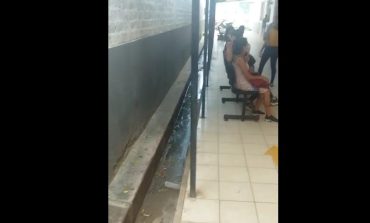 Piura: pacientes del centro de Salud de Catacaos piden evacuar aguas estancadas