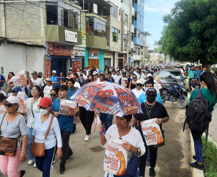 Paro Regional en Piura: ciudadanos se movilizan por la calles para exigir atención del Gobierno por lluvias