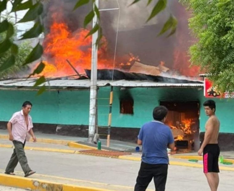 Tambogrande: incendio destruye dos viviendas
