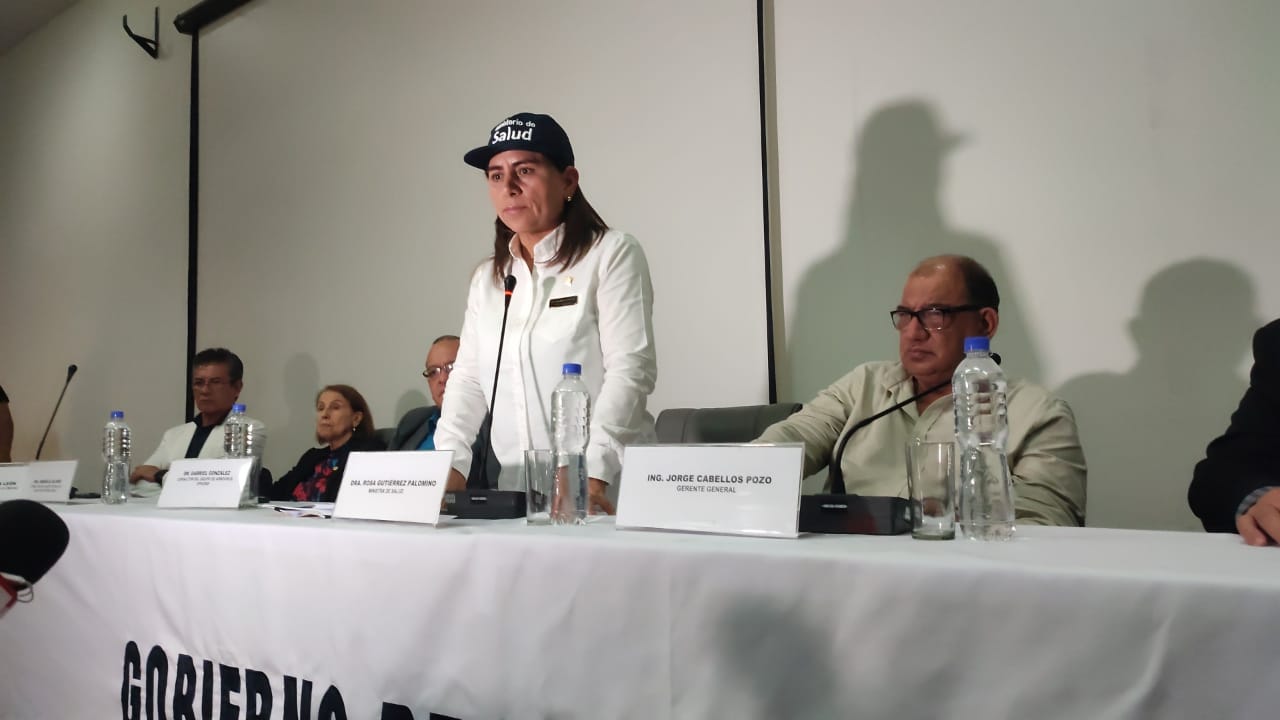 Ministra de Salud anuncia la intervención de la región si hay mal manejo del presupuesto contra el dengue