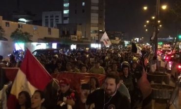 Ciudadanos salieron a las calles del centro de Lima para protestar contra el Congreso y Dina Boluarte