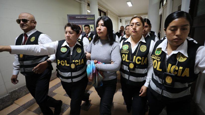 Betssy Chávez llegó a Lima para cumplir prisión preventiva