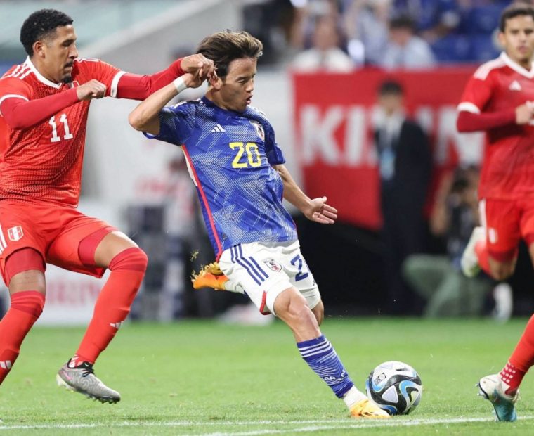 ¡Es de caballeros! Japonés pidió perdón por tirar camiseta de selección peruana