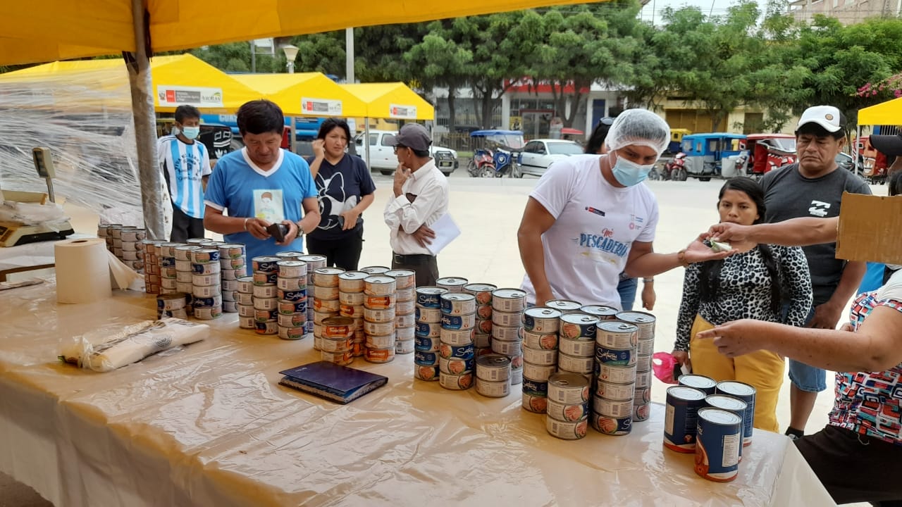 Piura: realizan feria comunitaria por el Día del Agricultor en la plaza cívica de La Unión