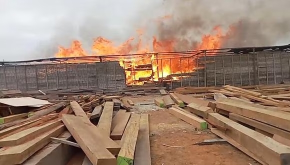 Dos incendios dejan grandes pérdidas en el Bajo Piura