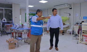 Piura: Presidente de EsSalud inspeccionó hospitales ante llegada de Niño Global