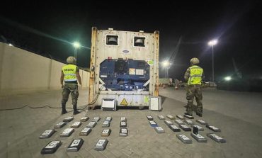 Piura: hallan 100 paquetes de droga en nave extranjera procedente de Guayaquil