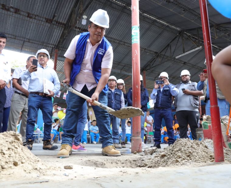 GORE entrega terreno para iniciar construcción de colegio N° 010 en Los Algarrobos