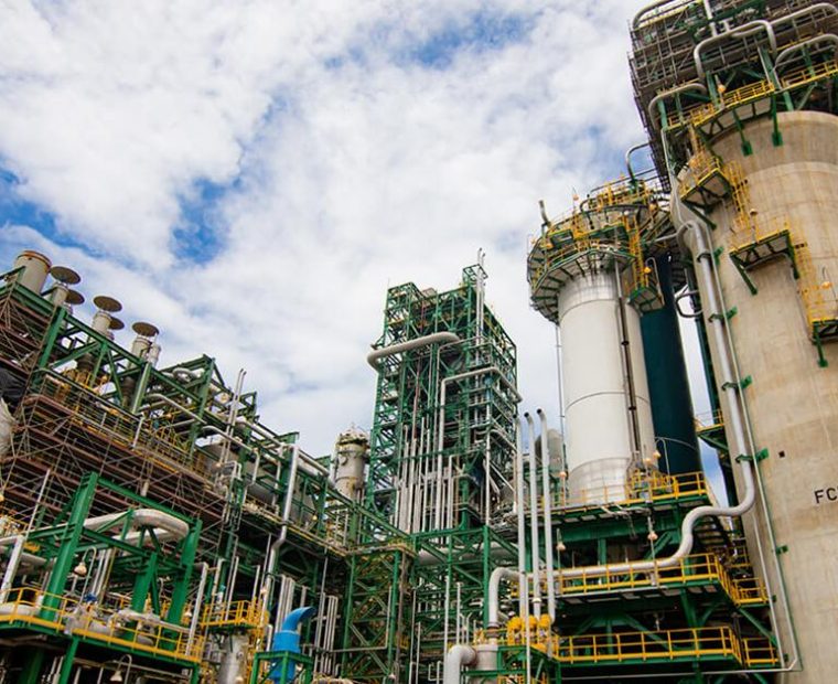 Refinería de Talara permitiría bajar precios de combustibles en las próximas semanas