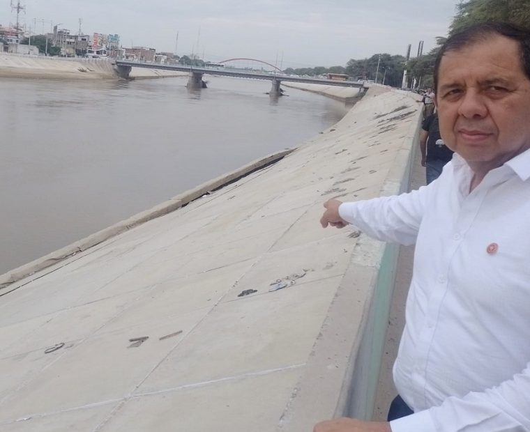 Decano del Colegio de Ingenieros: “Las defensas ribereñas del río Piura se pueden caer como un castillo de naipes”
