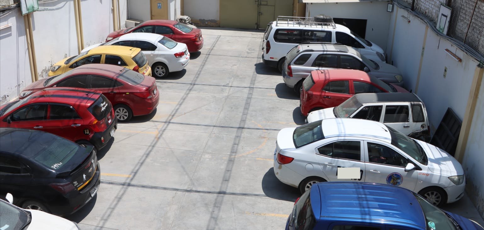Piura: una docena de vehículos al depósito por deudas con el SAT