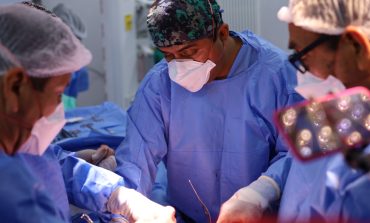 Piura: médicos del hospital Chulucanas extirpan tumor de 3 kilos a paciente de La Matanza