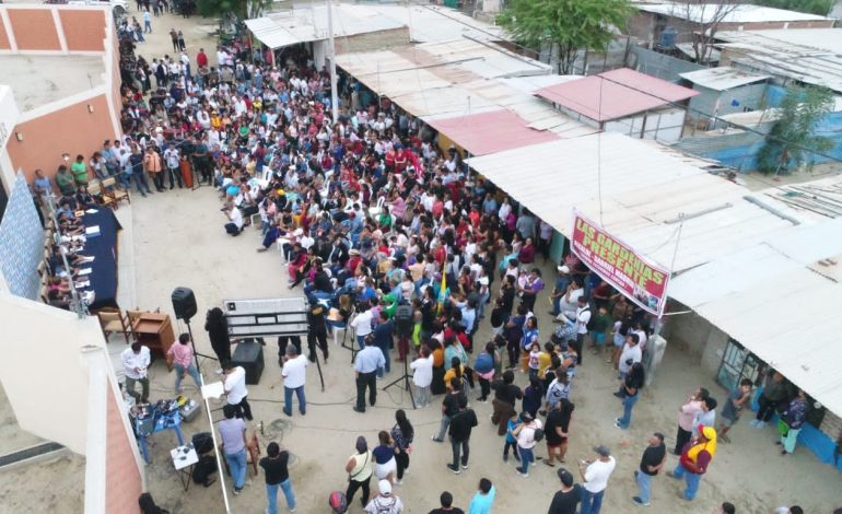 Piura: director regional de Educación intentó impedir la sesión de concejo en la I.E N°1373 Ollanta Humala