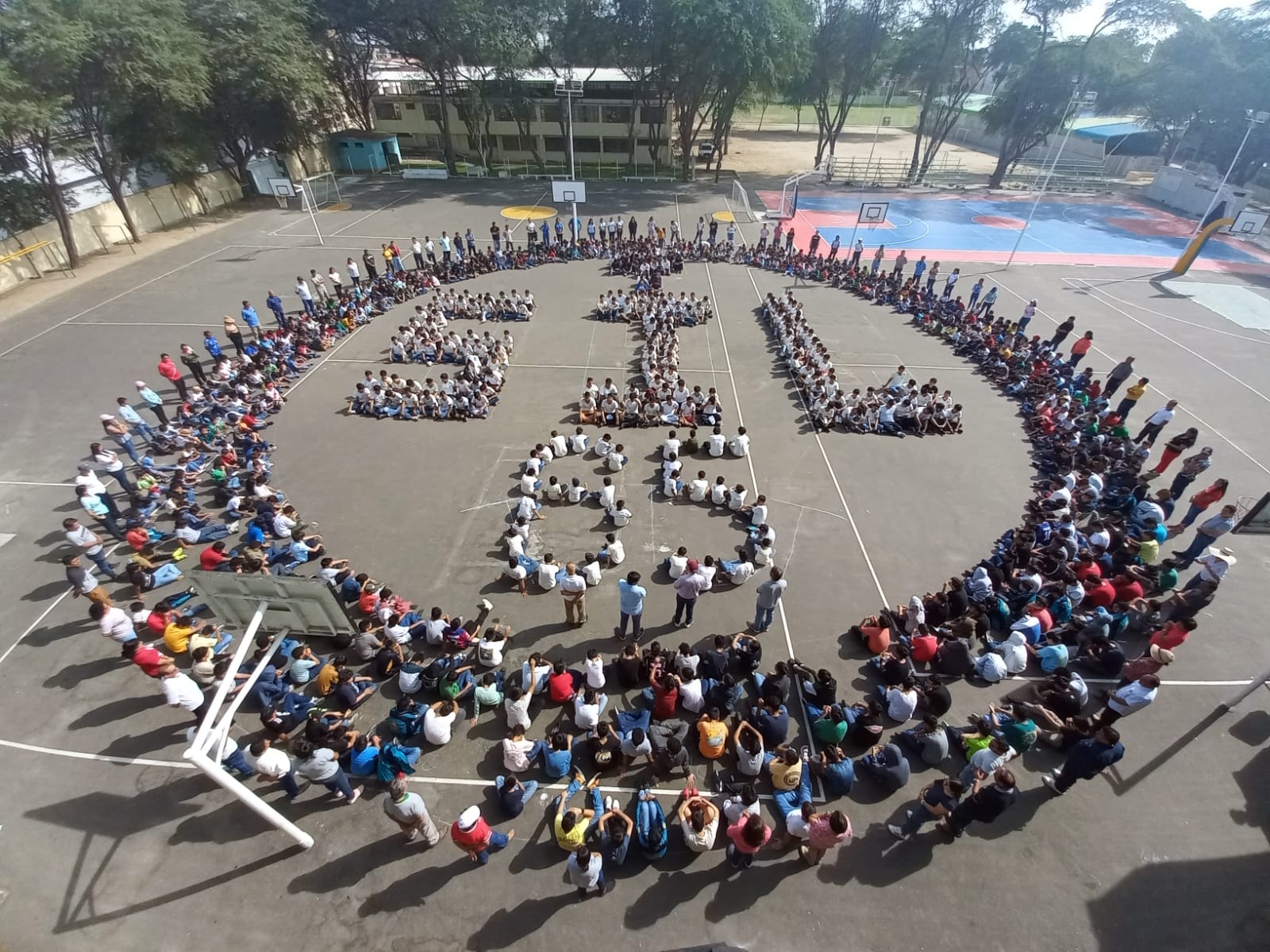 Colegio San Ignacio de Loyola celebra 65 años de fundación