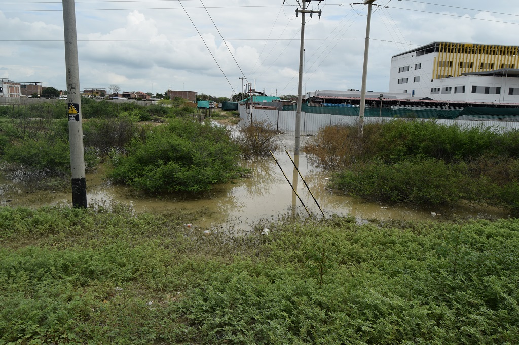 FEN: Más de 249 mil pobladores esperan drenaje pluvial en Sullana