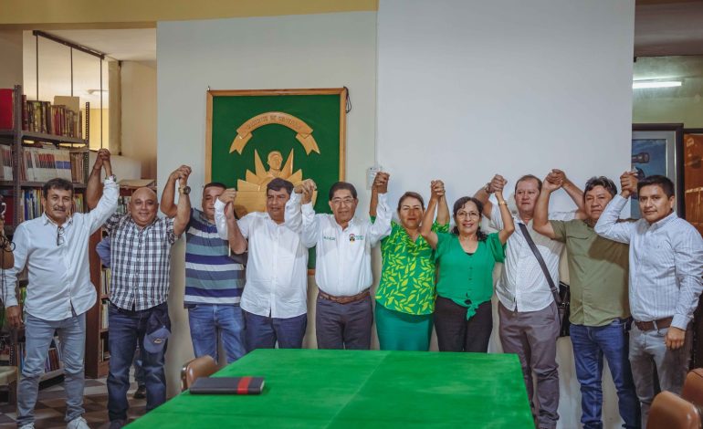 Alcaldes se unen y exigen al gobierno central mayor atención ante el FEN