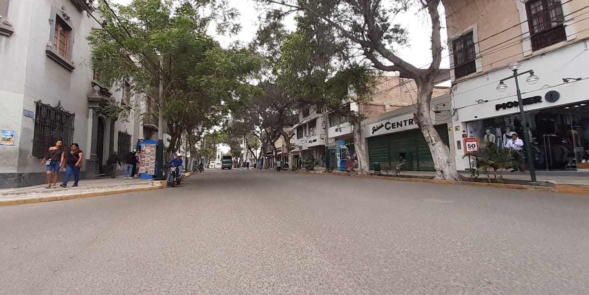 Piura: cierran temporalmente calles del centro por pasacalle