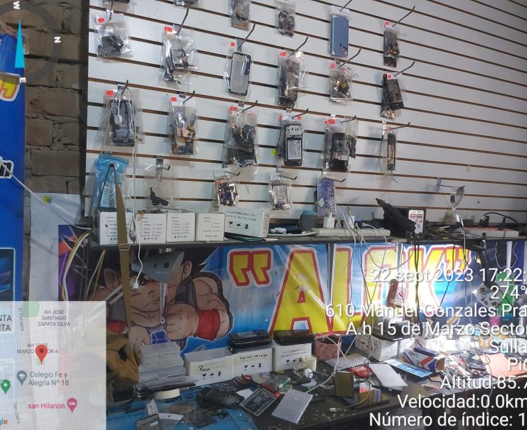Operativo policial en Sullana desmantela taller de clonación de teléfonos
