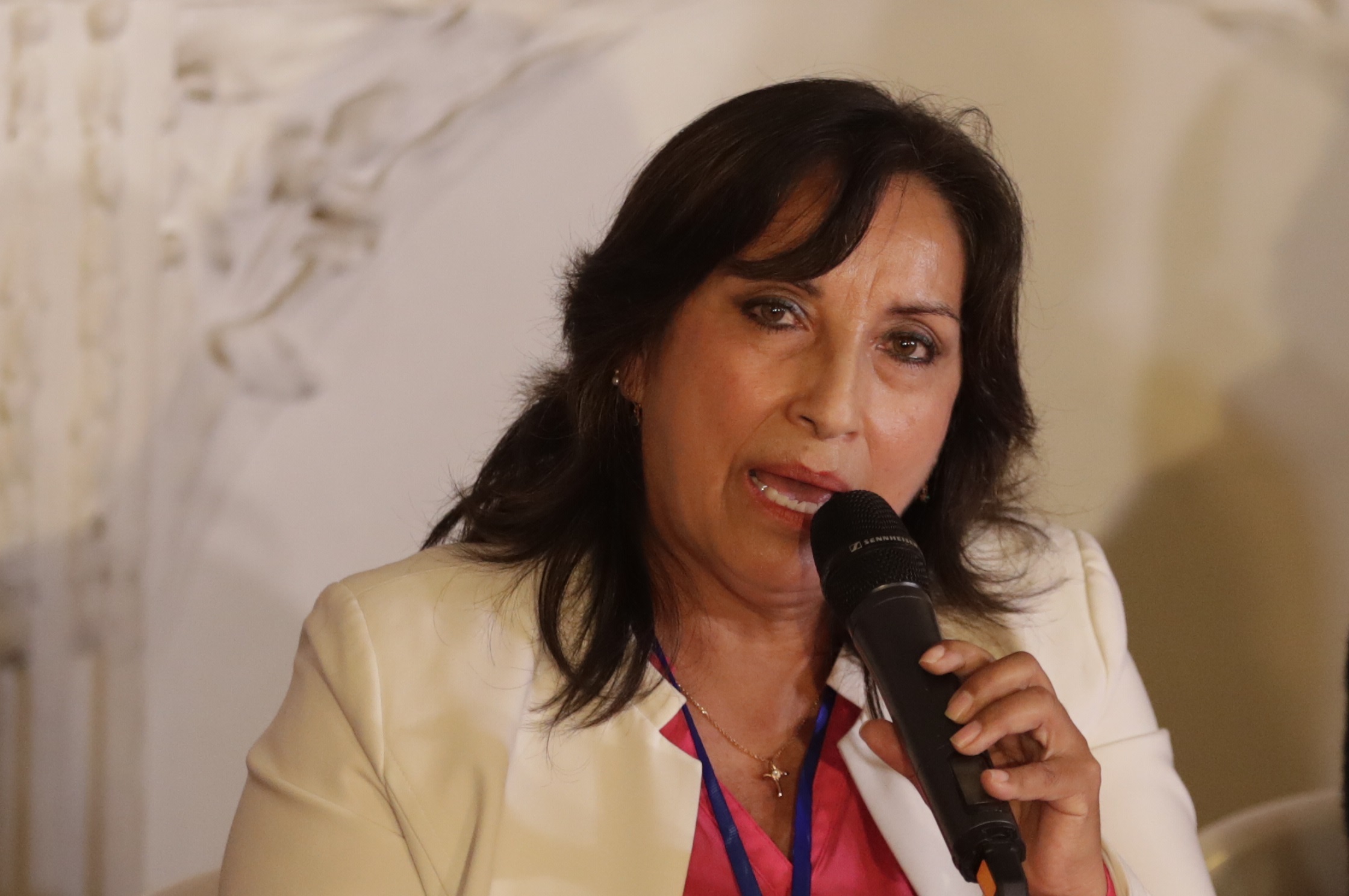 Dina Boluarte en el último lugar en evaluación a presidentes