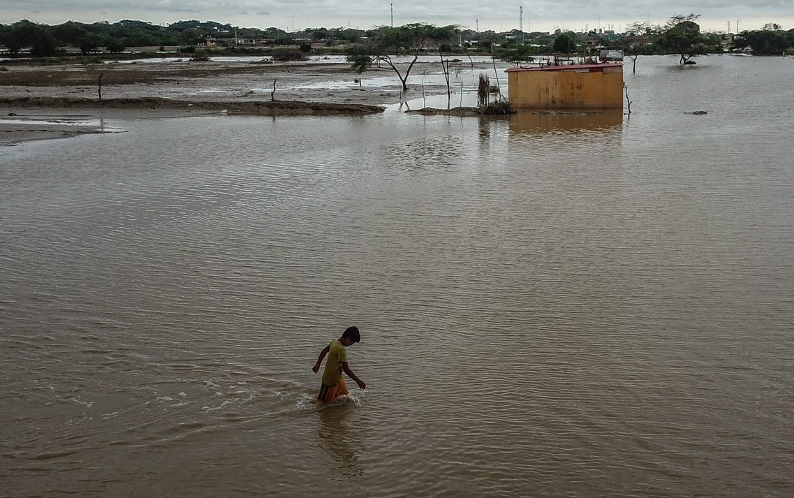 Más de 340 mil niños y adolescentes de Piura en riesgo ante las próximas lluvias