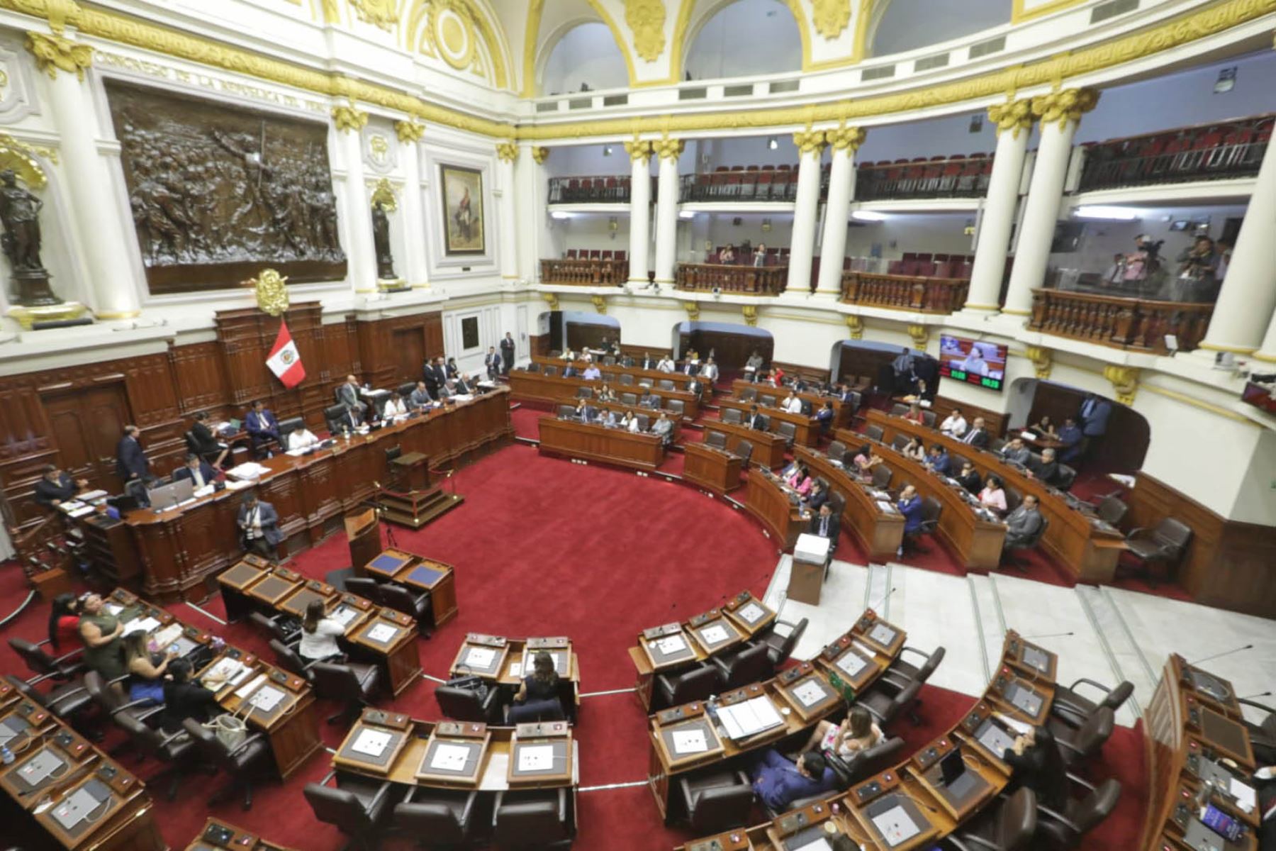Pleno del Congreso debatirá bicameralidad e impedimento para nombrar ministros de Estado
