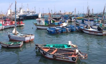 Piura: Pescador fallece tras naufragar en el mar de Talara