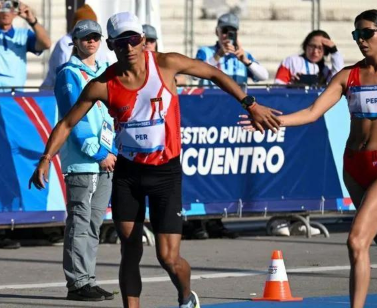 Kimberly García y César Rodríguez ganan medalla de plata en marcha de relevos