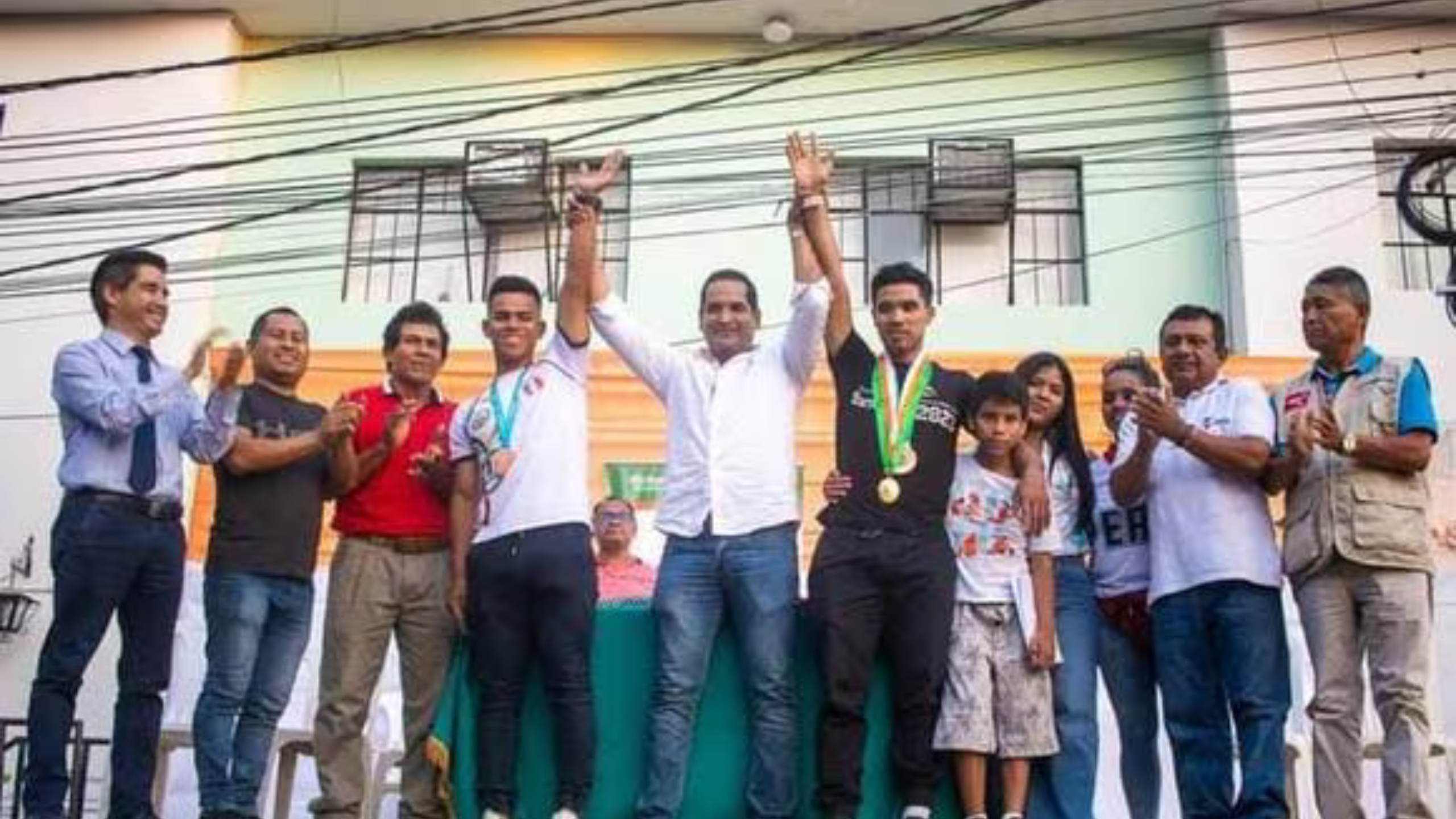 Hugo Ruiz Calle recibe honores tras triunfo en los Juegos Panamericanos Santiago 2023