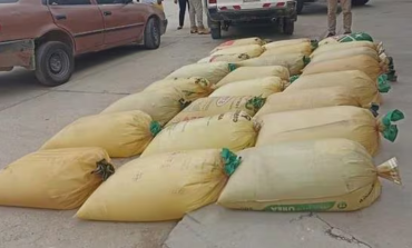 Sullana: Intervienen automóvil con 24 sacos con petróleo de contrabando