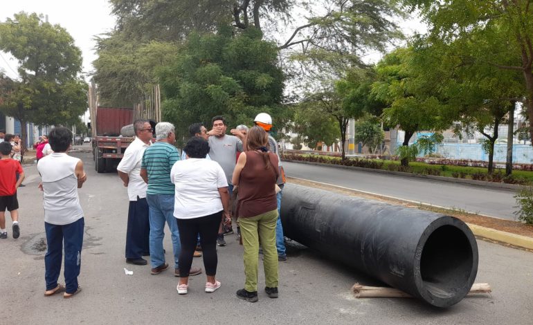 Piura: vecinos de San Felipe se oponen a instalación de tubería