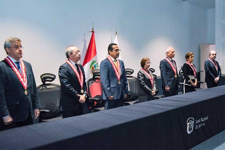 JNJ se defiende tras la moción que busca destituirlos de sus cargos