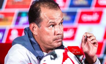 ¡Es oficial! Juan Reynoso no va más en la selección peruana